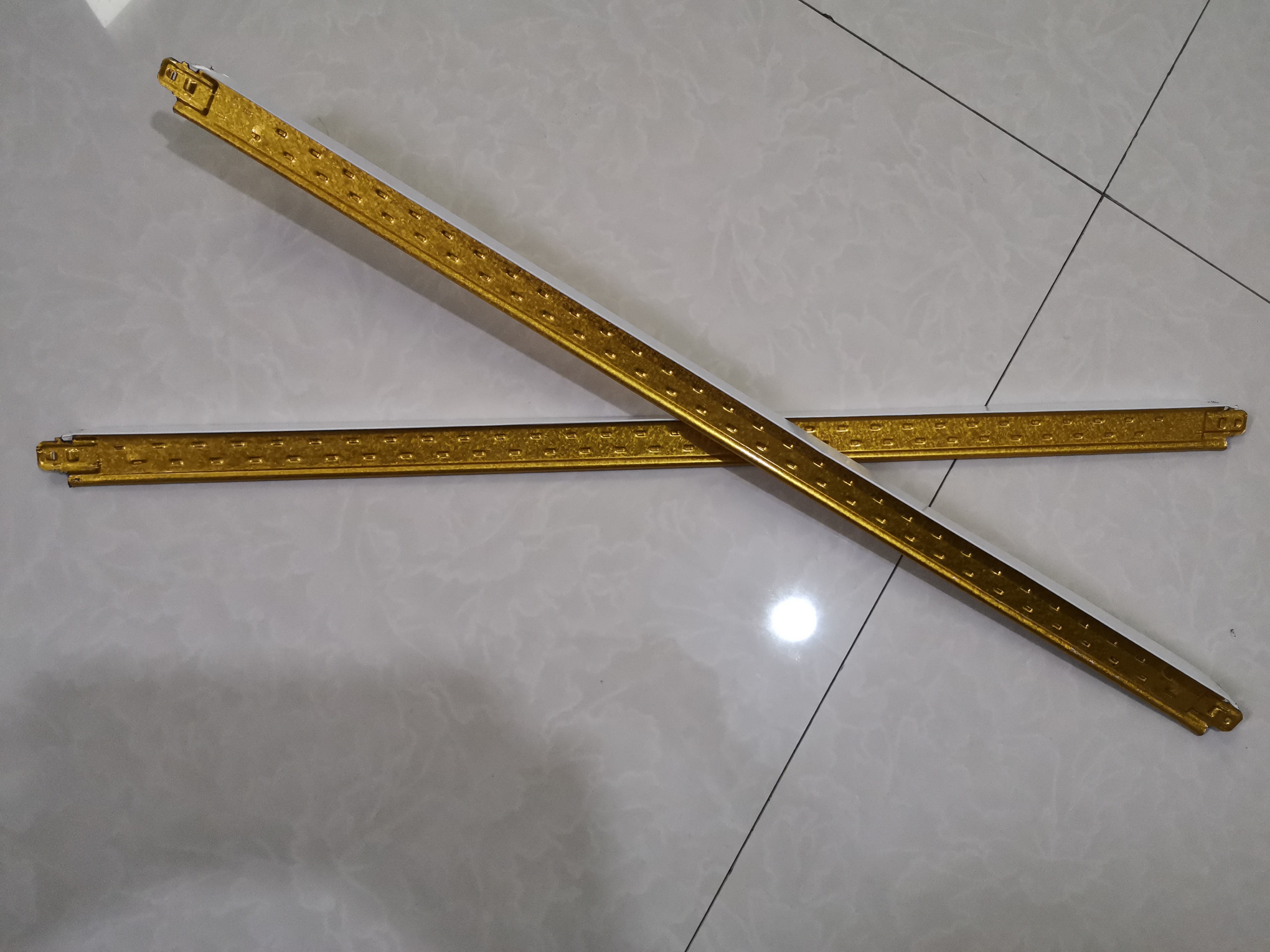 Acoustical Galvanized Suspended Roof Main Tee 3000MM/3600MM/3660MM/ Suspended Ceiling Tee Grids