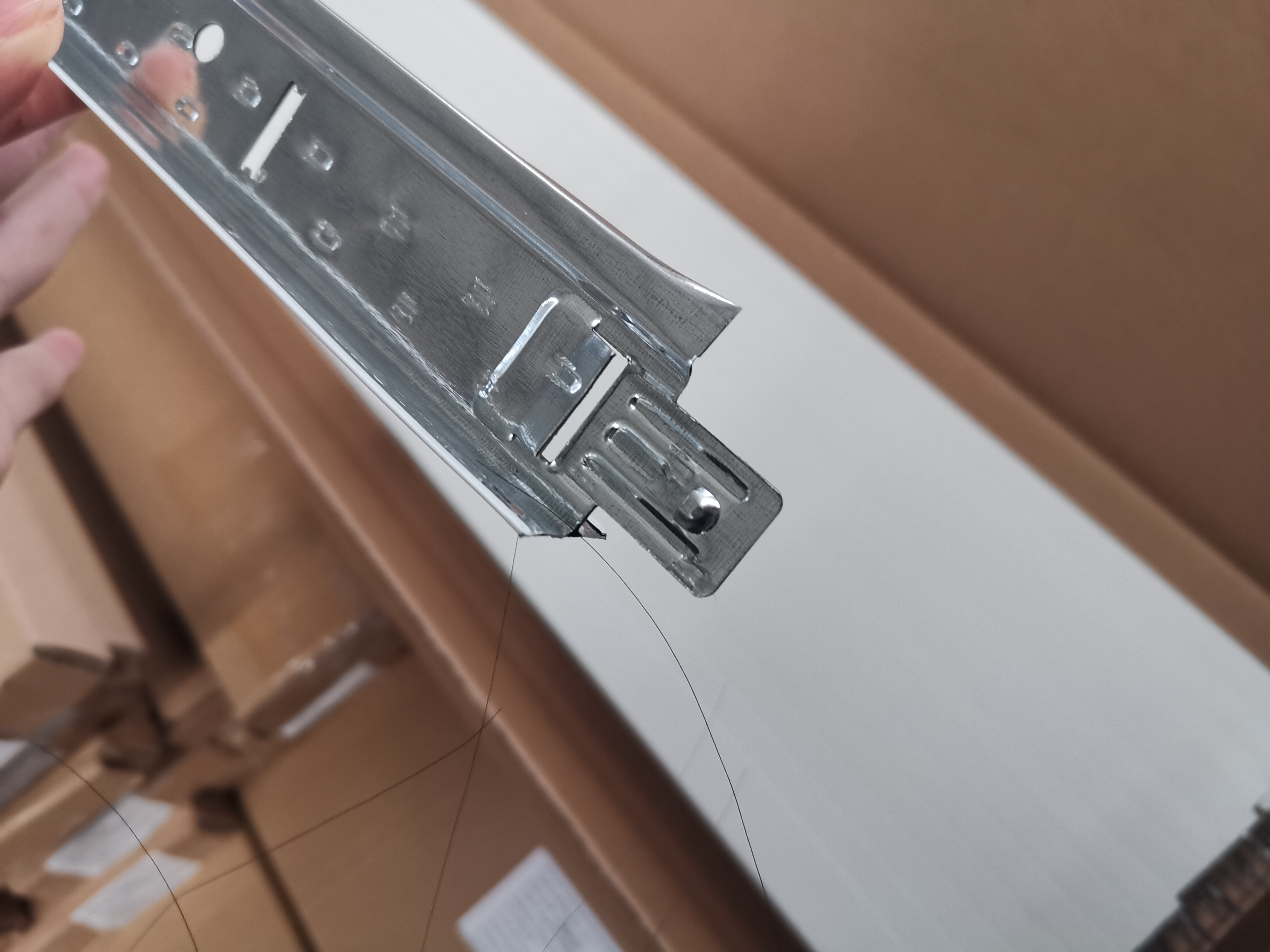 Good Quality Customizable Designed Metal Suspended Ceiling Ceiling Tee Grid(图3)